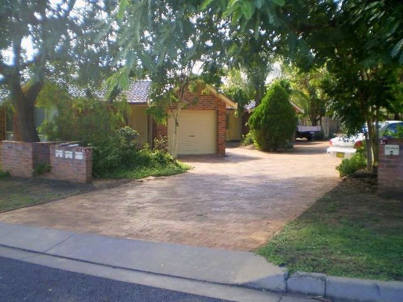 1/2a Darrell Road, Tamworth NSW 2340