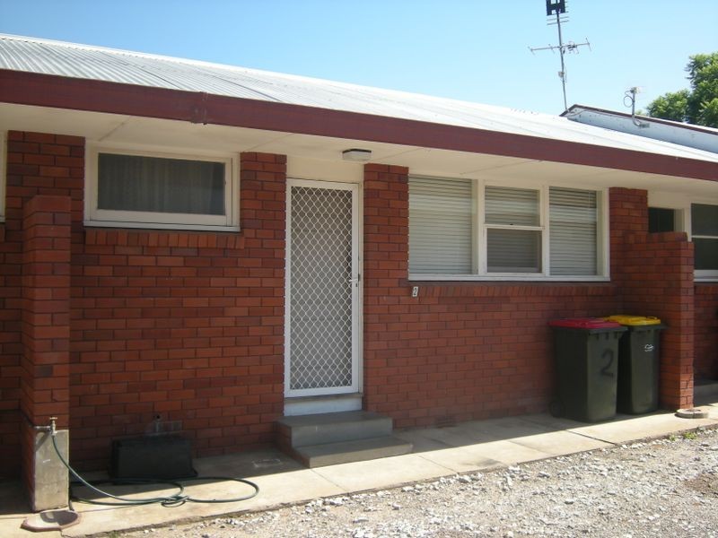 2/96 Belmore Road, Tamworth NSW 2340