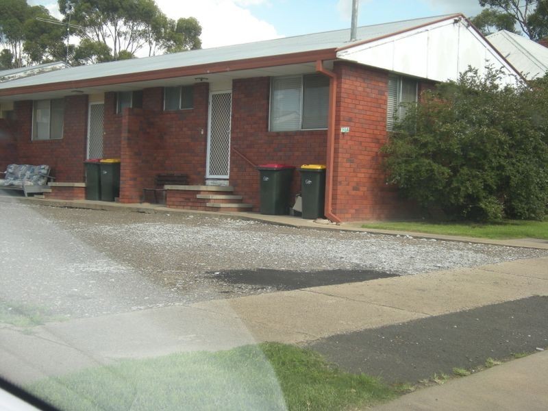 2/96 Belmore Road, Tamworth NSW 2340