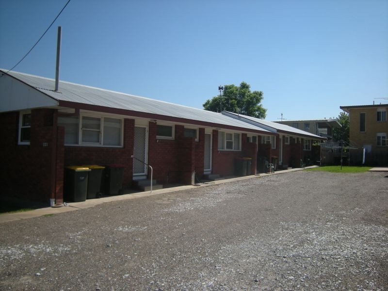 2/96 Belmore Road, Tamworth NSW 2340