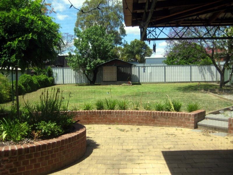 16 Gipps Street, Tamworth NSW 2340