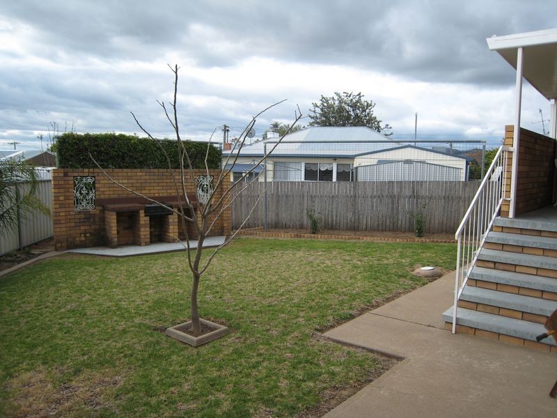 11 Wongala Street, Tamworth NSW 2340