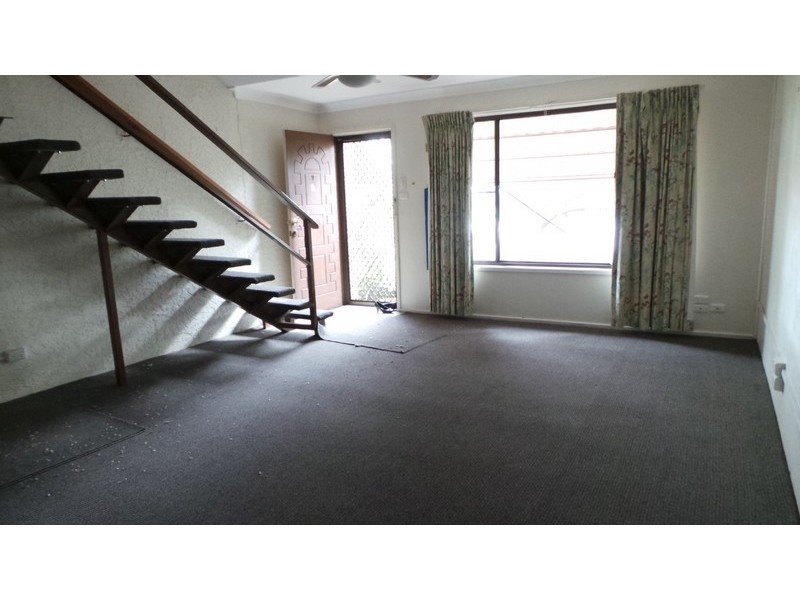 2/48 Carthage Street, Tamworth NSW 2340