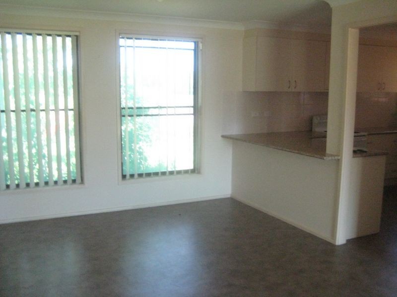 1 Waree Drive, Tamworth NSW 2340