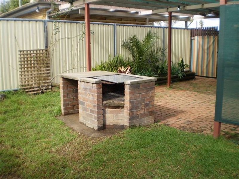 1 Waree Drive, Tamworth NSW 2340