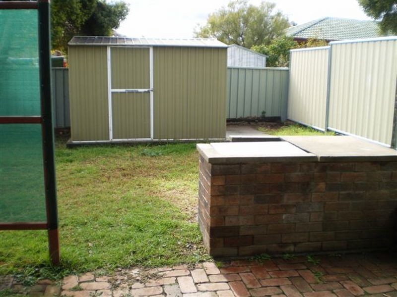 1 Waree Drive, Tamworth NSW 2340