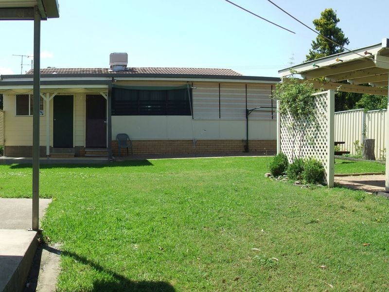 10 Cypress, Tamworth NSW 2340