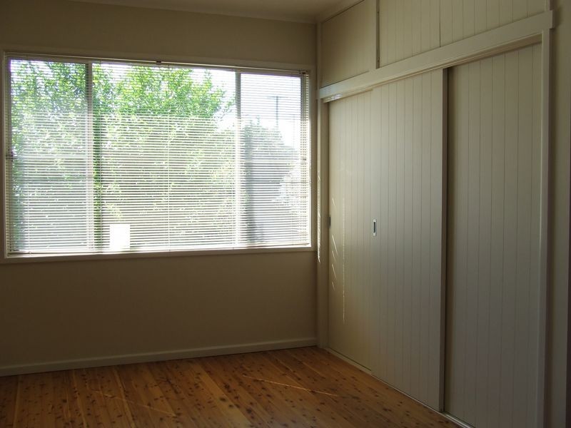 10 Cypress, Tamworth NSW 2340