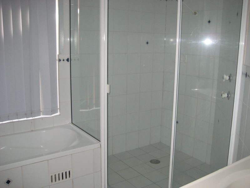 Unit 2/2A Darrell Road, Tamworth NSW 2340