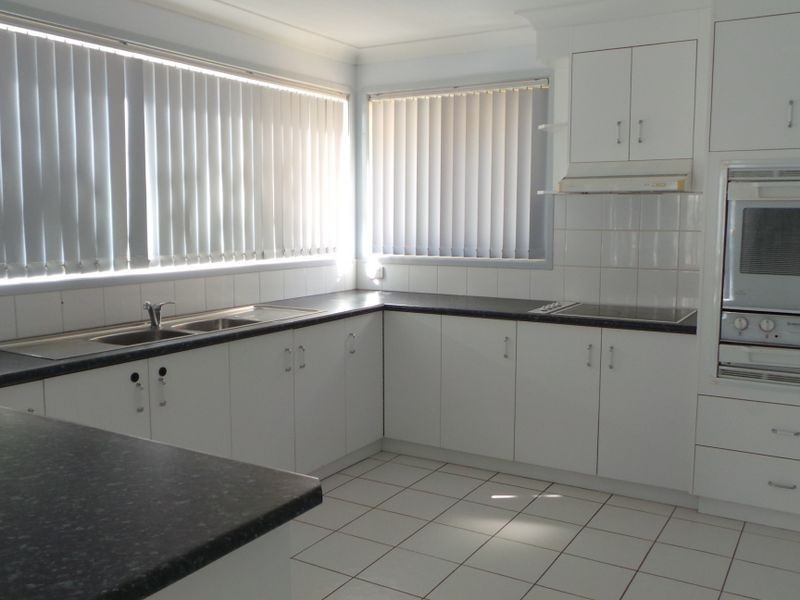 Unit 2/2A Darrell Road, Tamworth NSW 2340