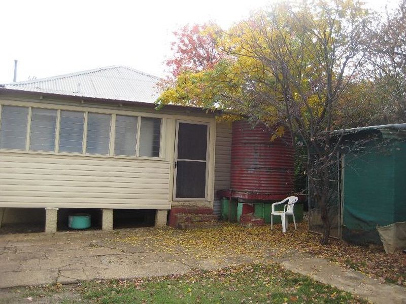 123 Piper Street, Tamworth NSW 2340
