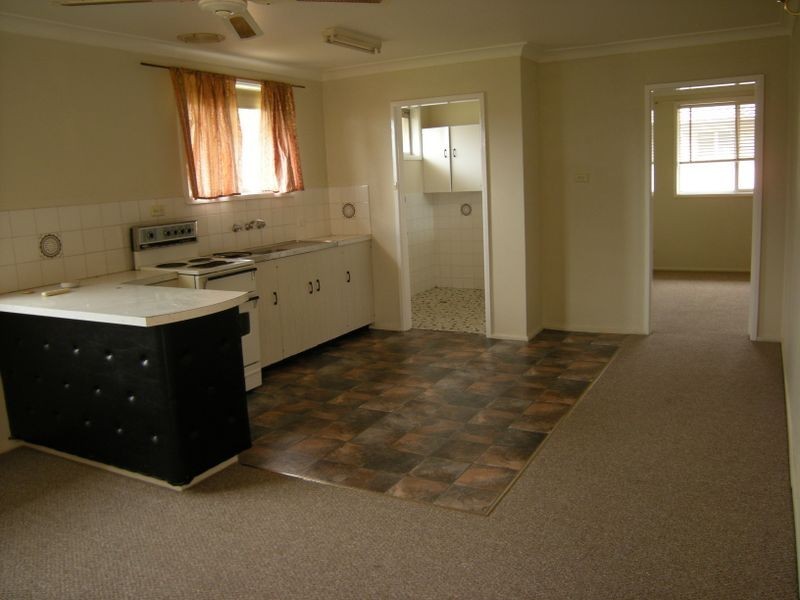 4/3 Edinburgh Avenue, Tamworth NSW 2340