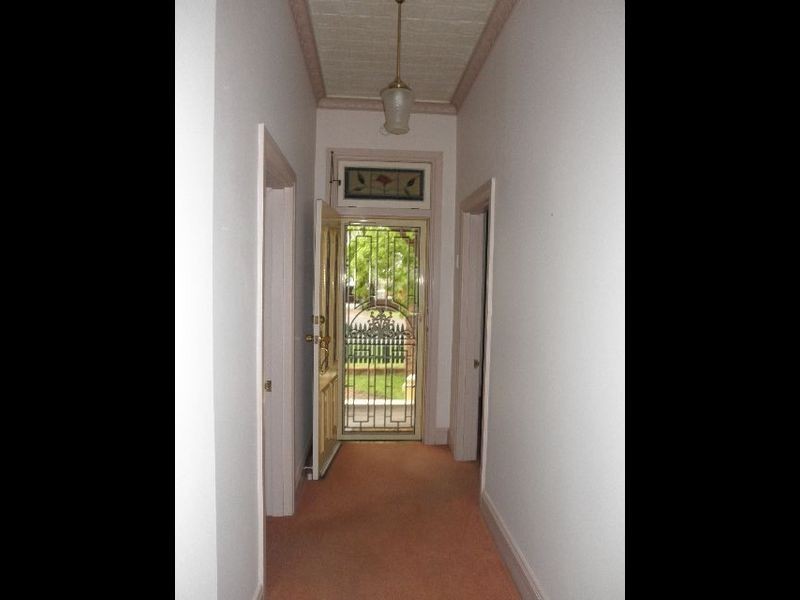 26 Crown Street, Tamworth NSW 2340