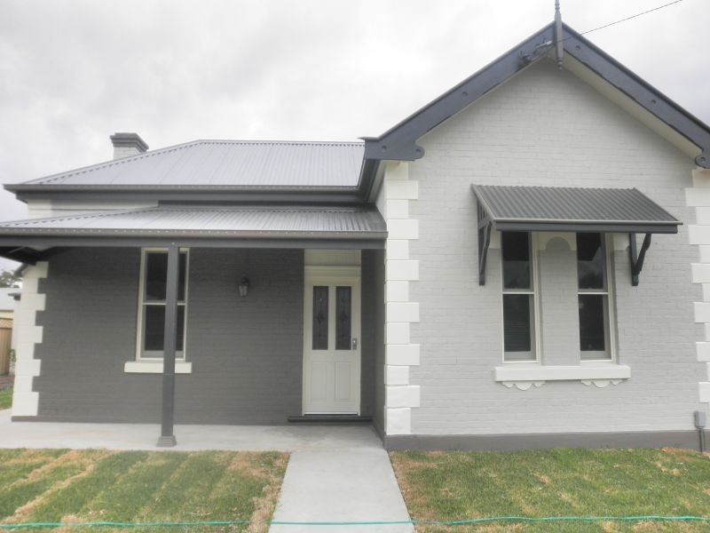 79 Ebsworth Street, Tamworth NSW 2340