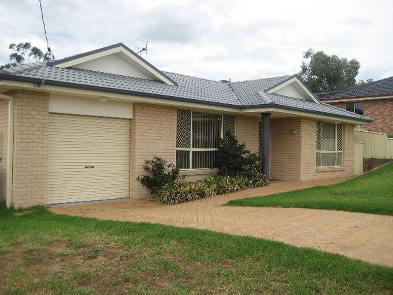 115 Glengarvin Drive, Tamworth NSW 2340