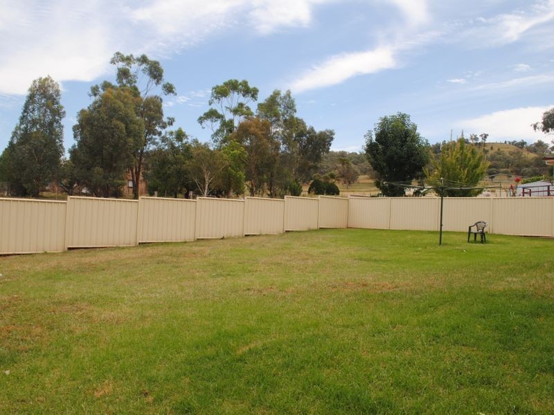 115 Glengarvin Drive, Tamworth NSW 2340
