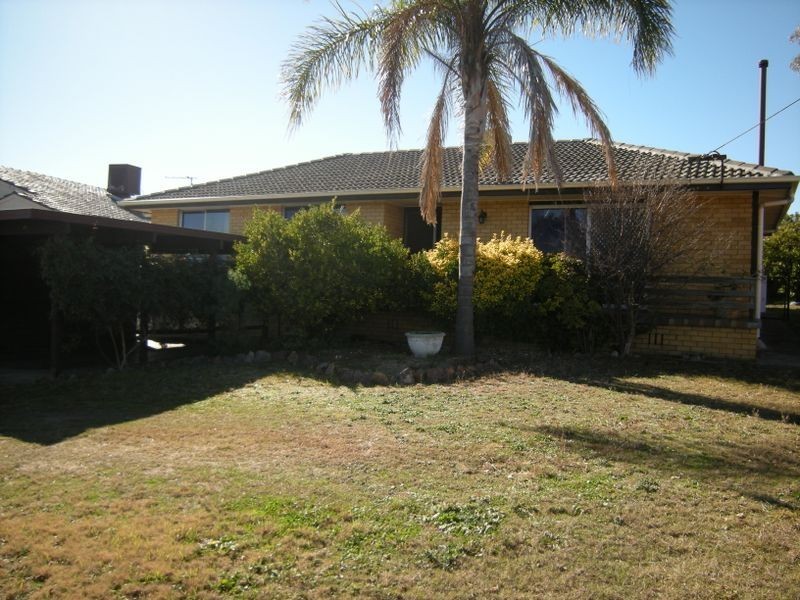27 Cypress Street, Tamworth NSW 2340