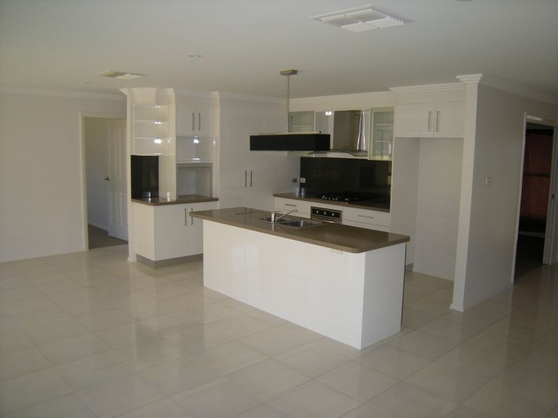 62 Campbell Road, Calala NSW 2340