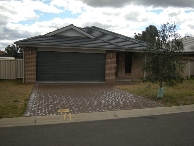 25 Mountain Gum Road, Calala NSW 2340