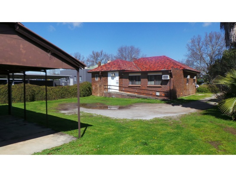 81 Kable Avenue, Tamworth NSW 2340