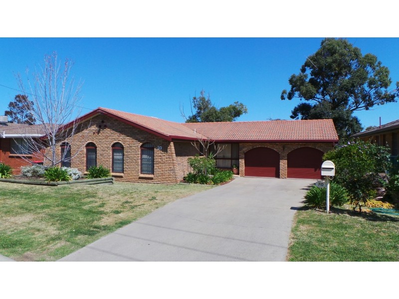10 Yangoora Street, Tamworth NSW 2340
