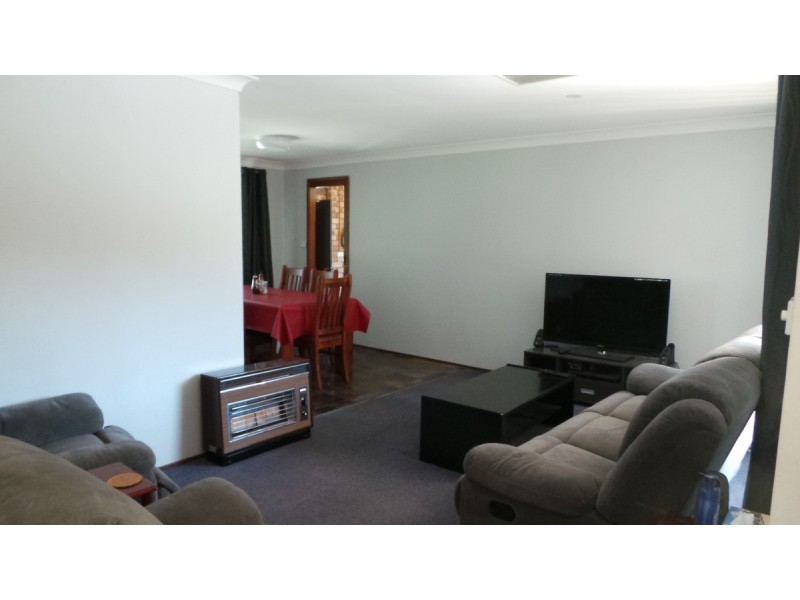 10 Yangoora Street, Tamworth NSW 2340