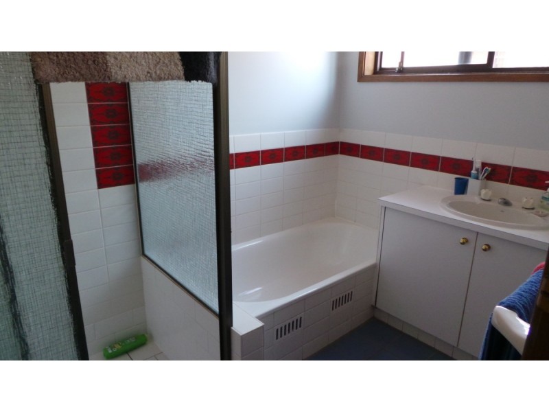 10 Yangoora Street, Tamworth NSW 2340