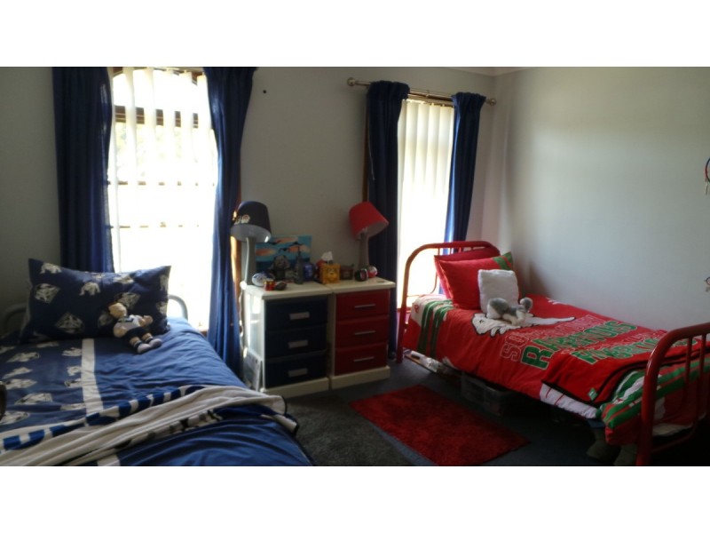 10 Yangoora Street, Tamworth NSW 2340