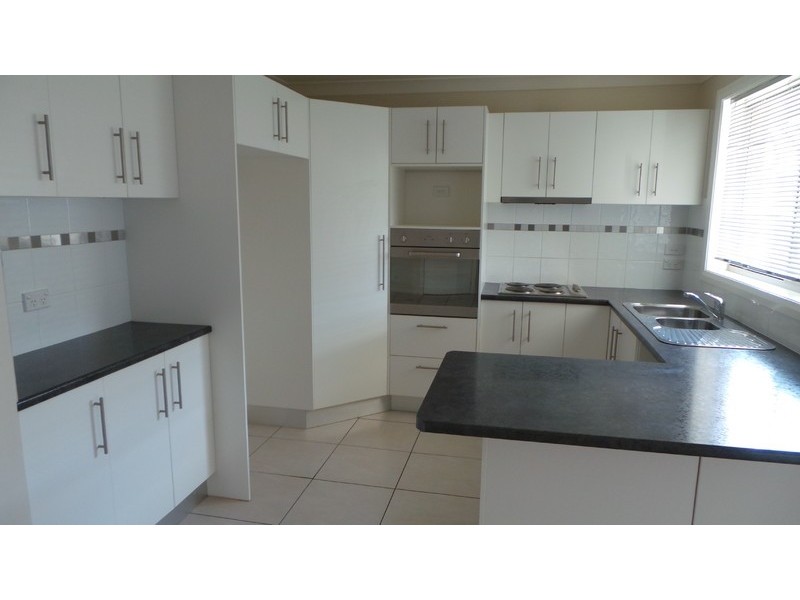 2/2 Minimbah Close, Tamworth NSW 2340