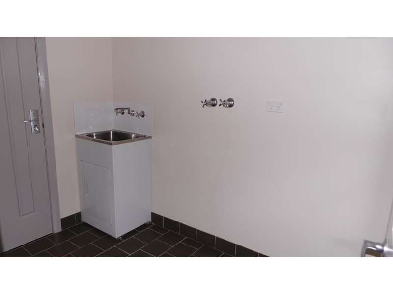 2/2 Minimbah Close, Tamworth NSW 2340