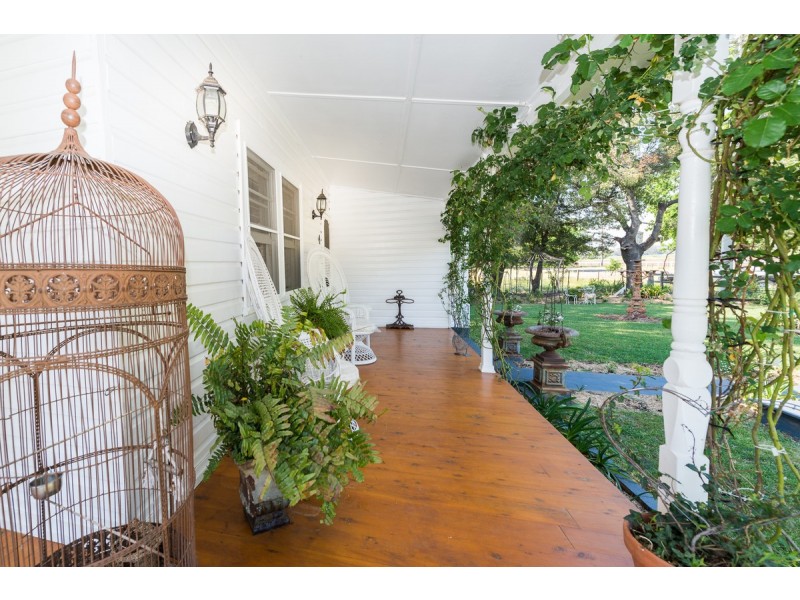 4 King George Avenue, Tamworth NSW 2340