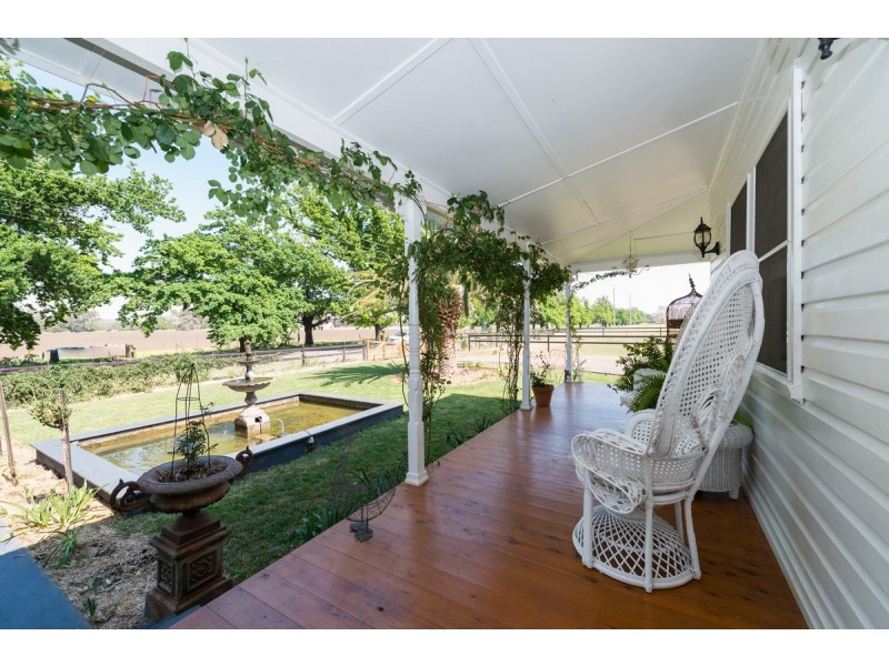 4 King George Avenue, Tamworth NSW 2340