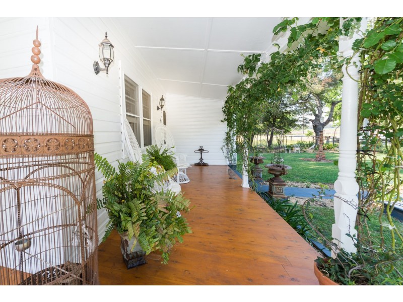 4 King George Avenue, Tamworth NSW 2340