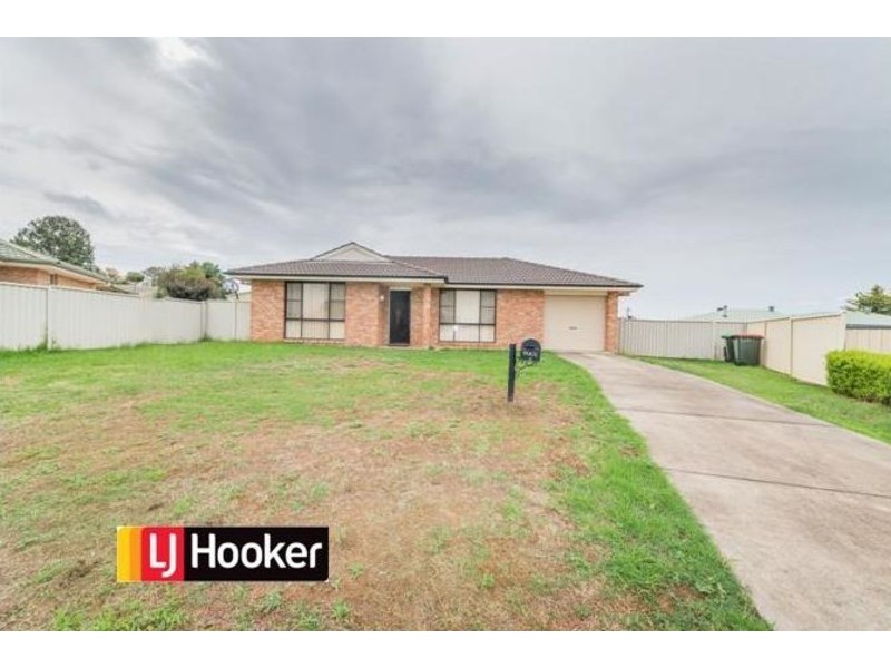 7 Wills Place, Westdale NSW 2340