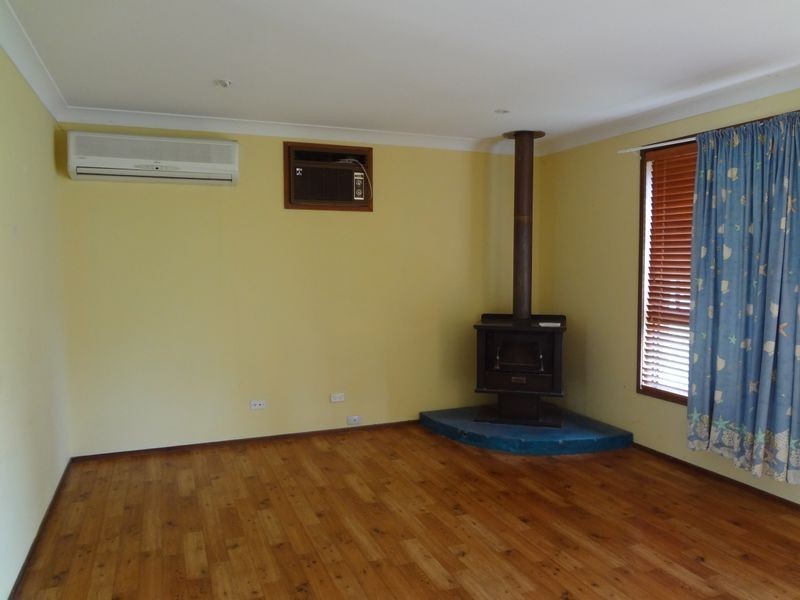 13 Angela Street, East Tamworth NSW 2340