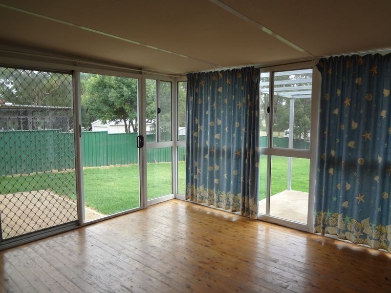 13 Angela Street, East Tamworth NSW 2340