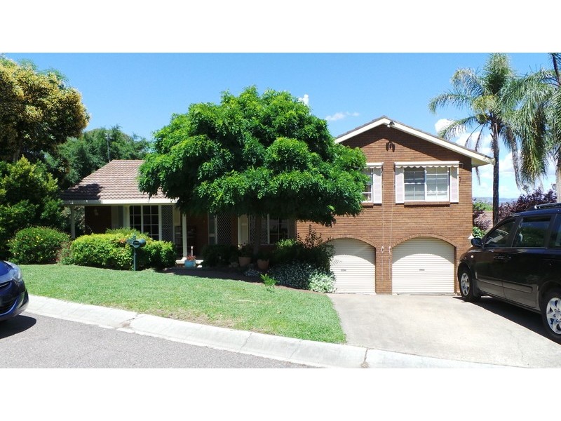 4 Waratah Place, Tamworth NSW 2340