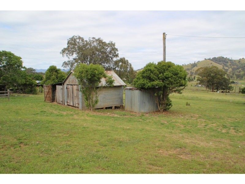 4 Rudder Street, Nundle NSW 2340