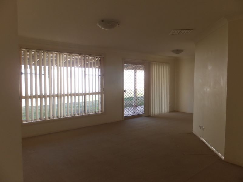 61 Gregnorman Drive, Tamworth NSW 2340