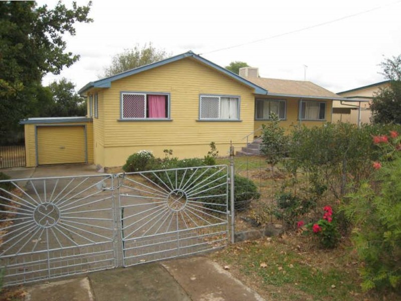 47 Manilla Road, Tamworth NSW 2340