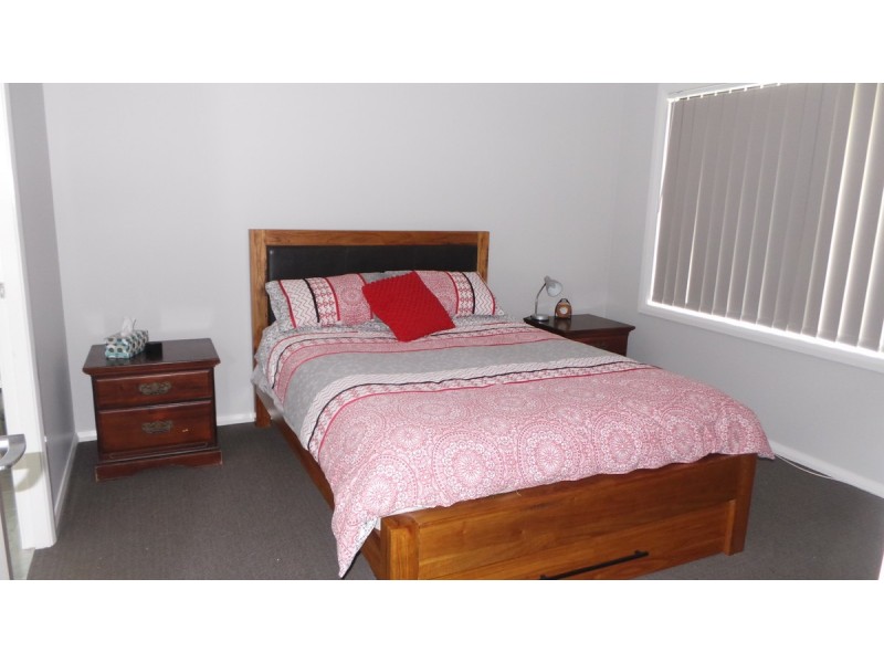 11 Wagtail Close, Tamworth NSW 2340