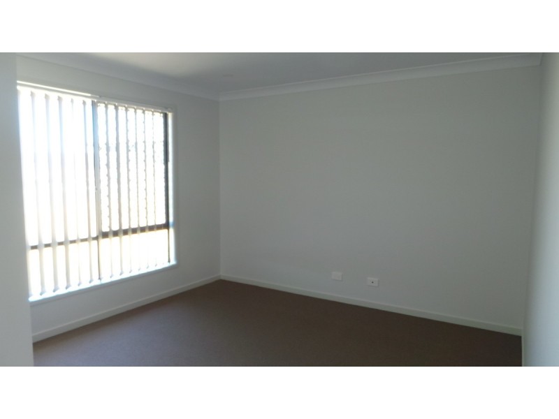 15 Mckinlay Place, Tamworth NSW 2340