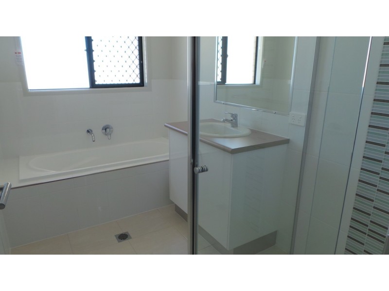 15 Mckinlay Place, Tamworth NSW 2340