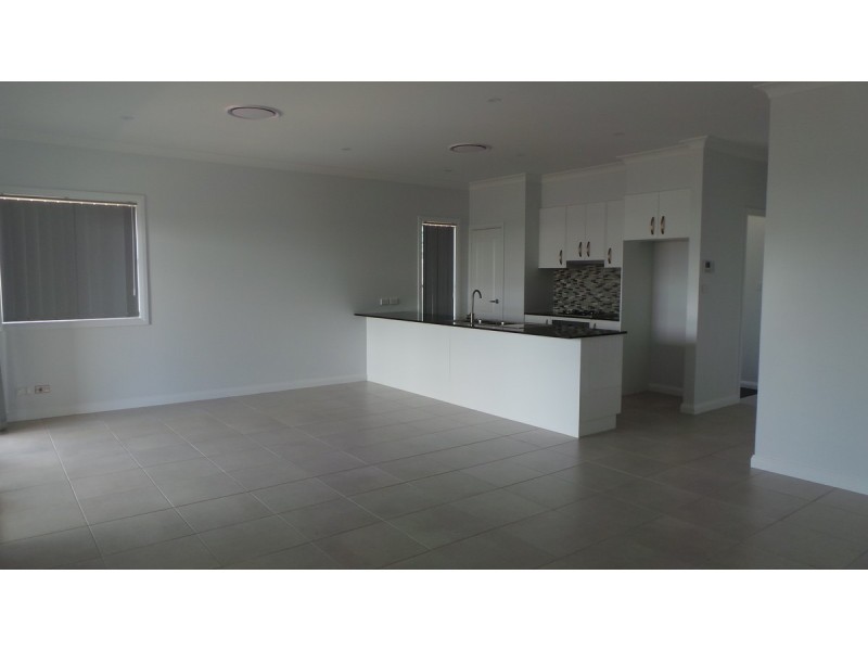 13 Kingham Street, Tamworth NSW 2340