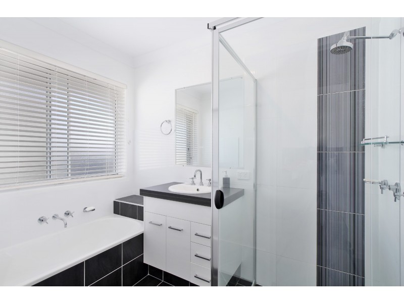 23 Peak Drive, Tamworth NSW 2340