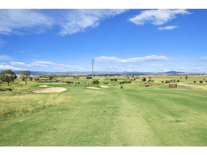 23 Peak Drive, Tamworth NSW 2340