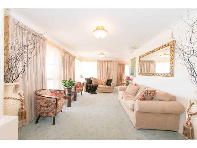 24 Bandalong Street, Tamworth NSW 2340