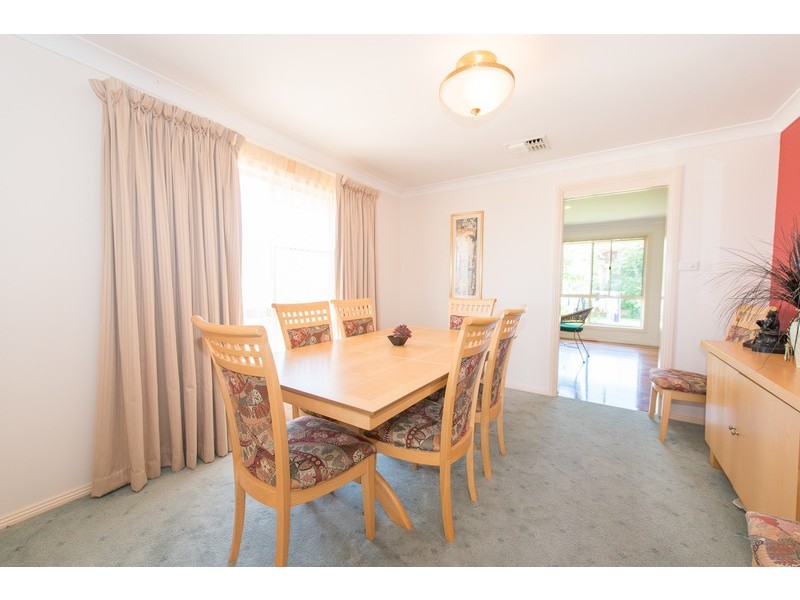 24 Bandalong Street, Tamworth NSW 2340