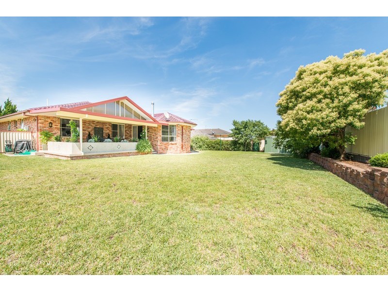 24 Bandalong Street, Tamworth NSW 2340