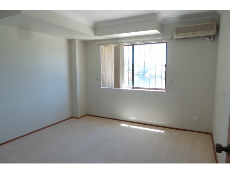 9 Caloola Street, Tamworth NSW 2340
